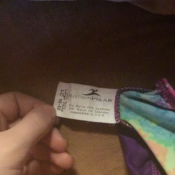 Motion wear size Child Large (CL) - Picture 3 of 3